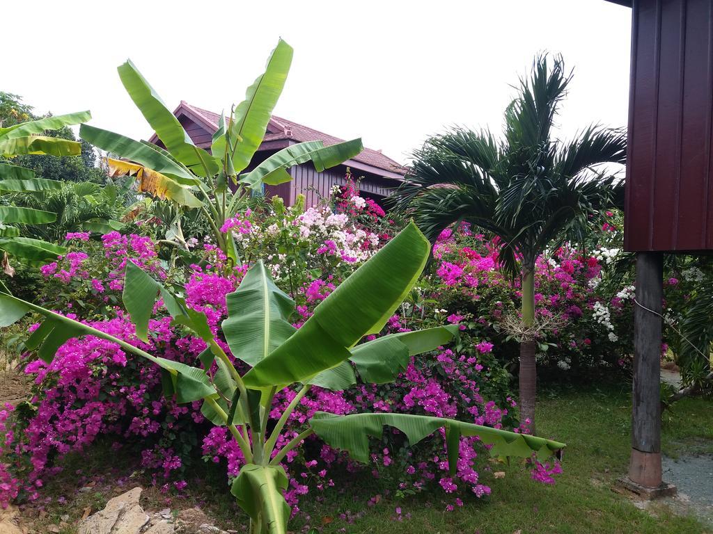 Khmer House Bungalow Kep Exterior photo